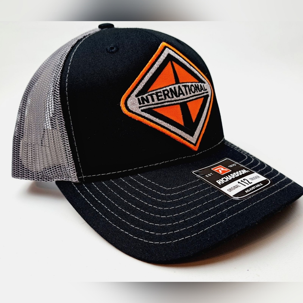 International Trucks Diesel Machinery Long Haul 18 Wheeler Retro Vintage Hat Cap